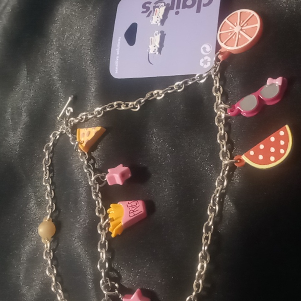 Girls Claire's necklace, Bracelet & earrings. Unicorns